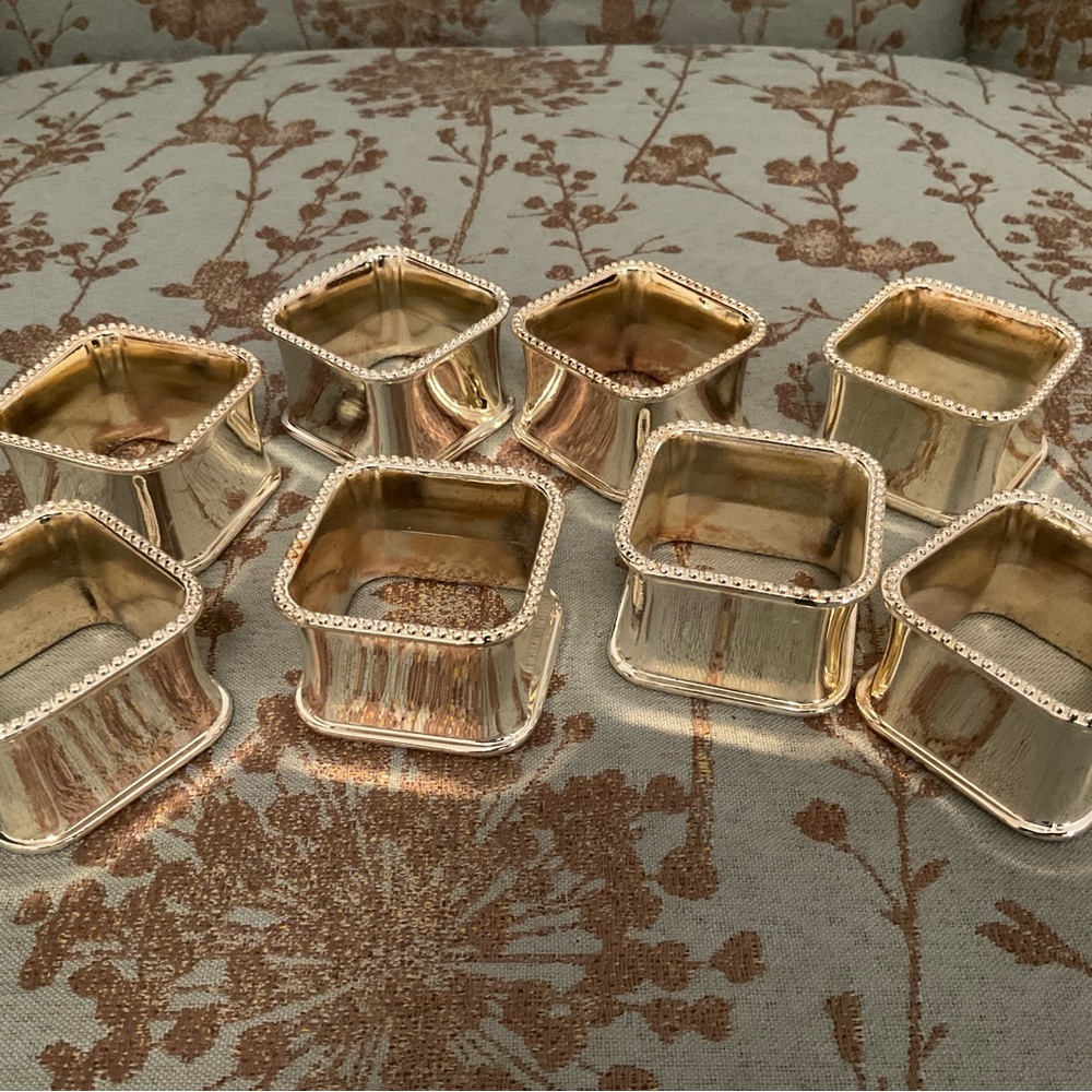 Set of 8 Silver-Tone Square Napkin Rings